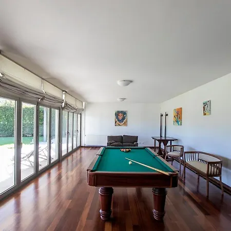 Villa Private - - Abragao Penafiel