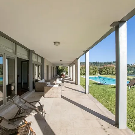 Villa Private - - Abragao Penafiel